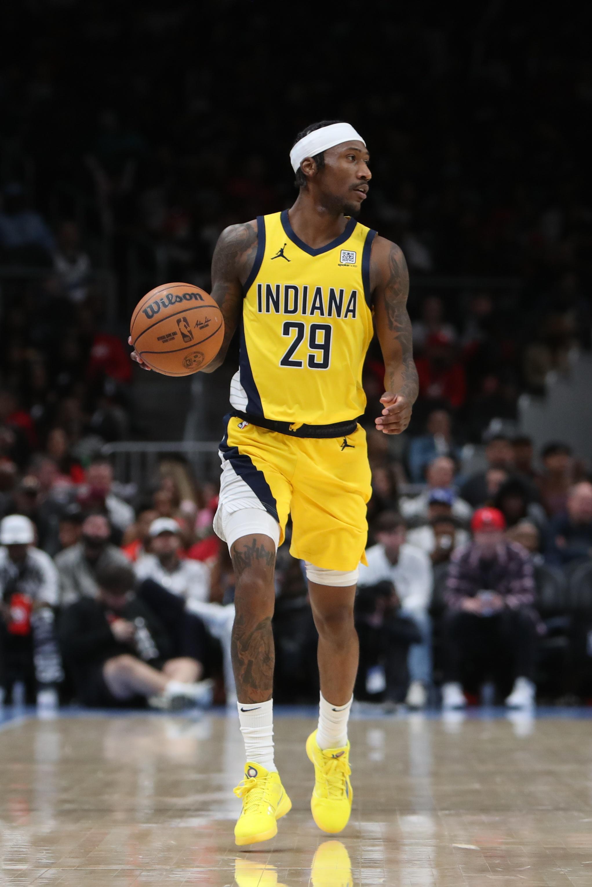 场均5.8分1.6板！步行者官方：球队以双向合同续签昆顿-杰克逊