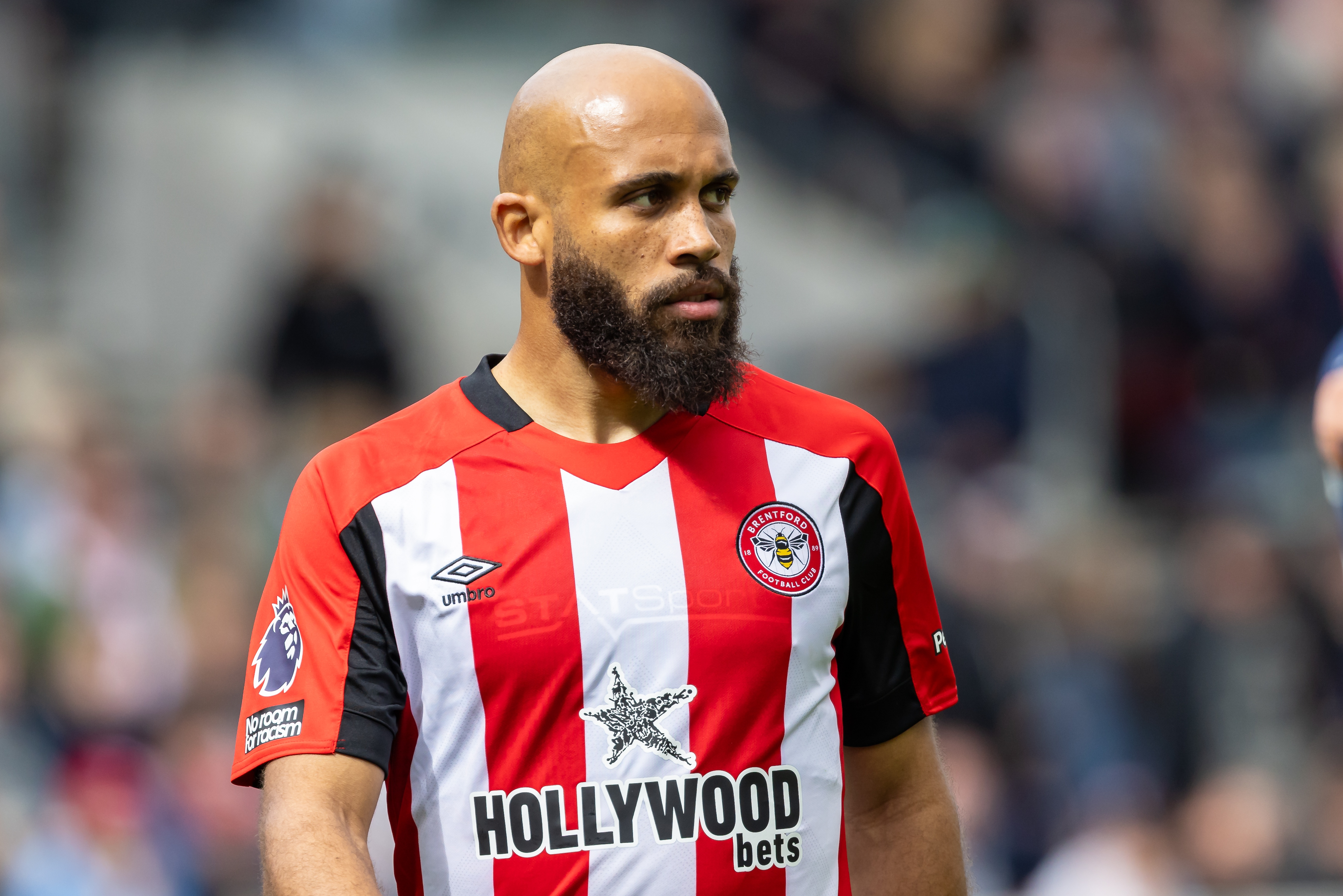 半岛体育官网-记者：曼联已6500万镑＋500万浮动报价姆贝莫，想周二前敲定转会