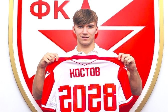 半岛体育-镜报：阿森纳等队关注小将科斯托夫，红星队称已收到2000万欧报价