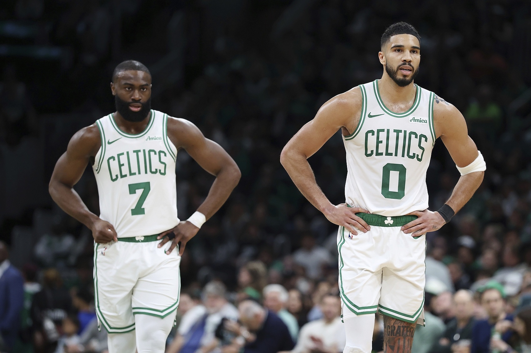 半岛体育-路威：塔图姆不会破坏绿军现有的化学反应 双探花知道如何赢球