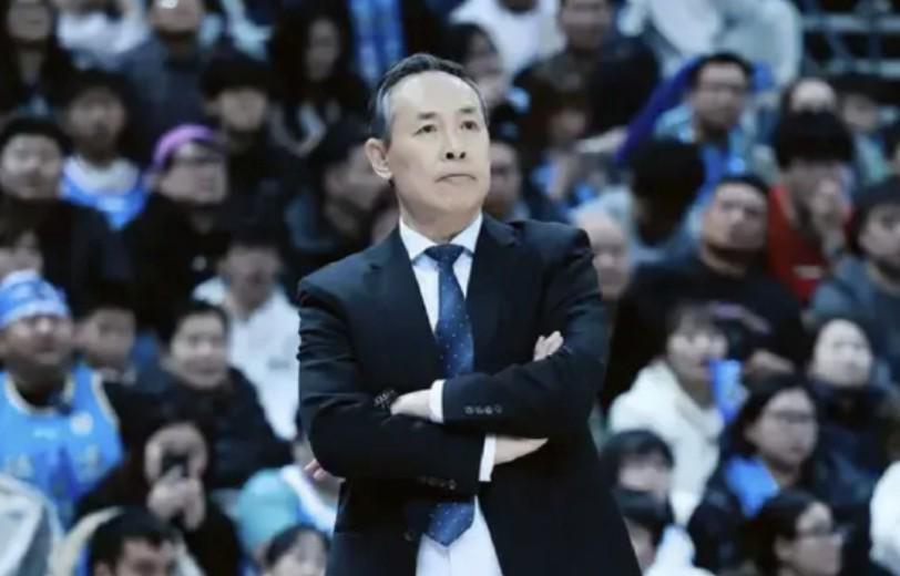 半岛体育官网-许利民：休赛期要把第一阶段的问题解决，技战术也要继续优化