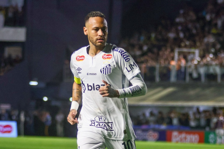 内马尔效应！巴媒：自去年内马尔重返桑托斯，俱乐部收入增长70%